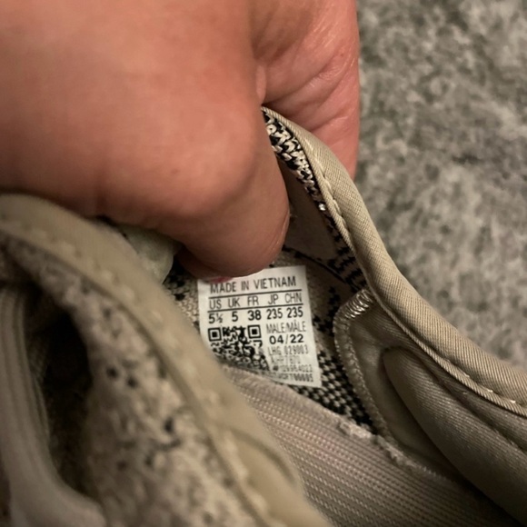 YEEZY Boost 350 V2 Slate as 5.5 - Picture 3 of 7